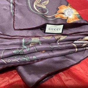Gucci silk scarf BRAND NEW